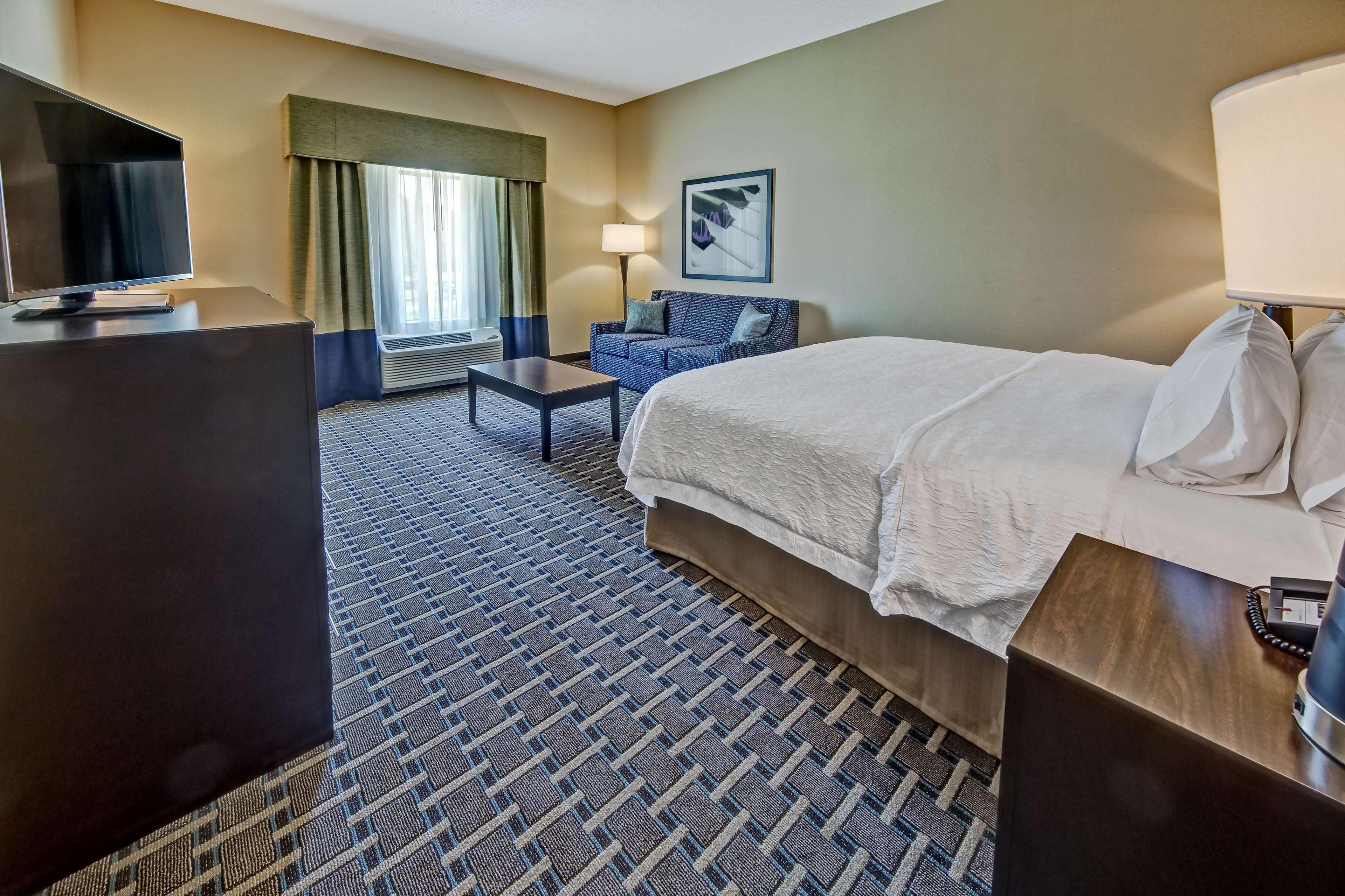 Hampton Inn Indianola Bagian luar foto