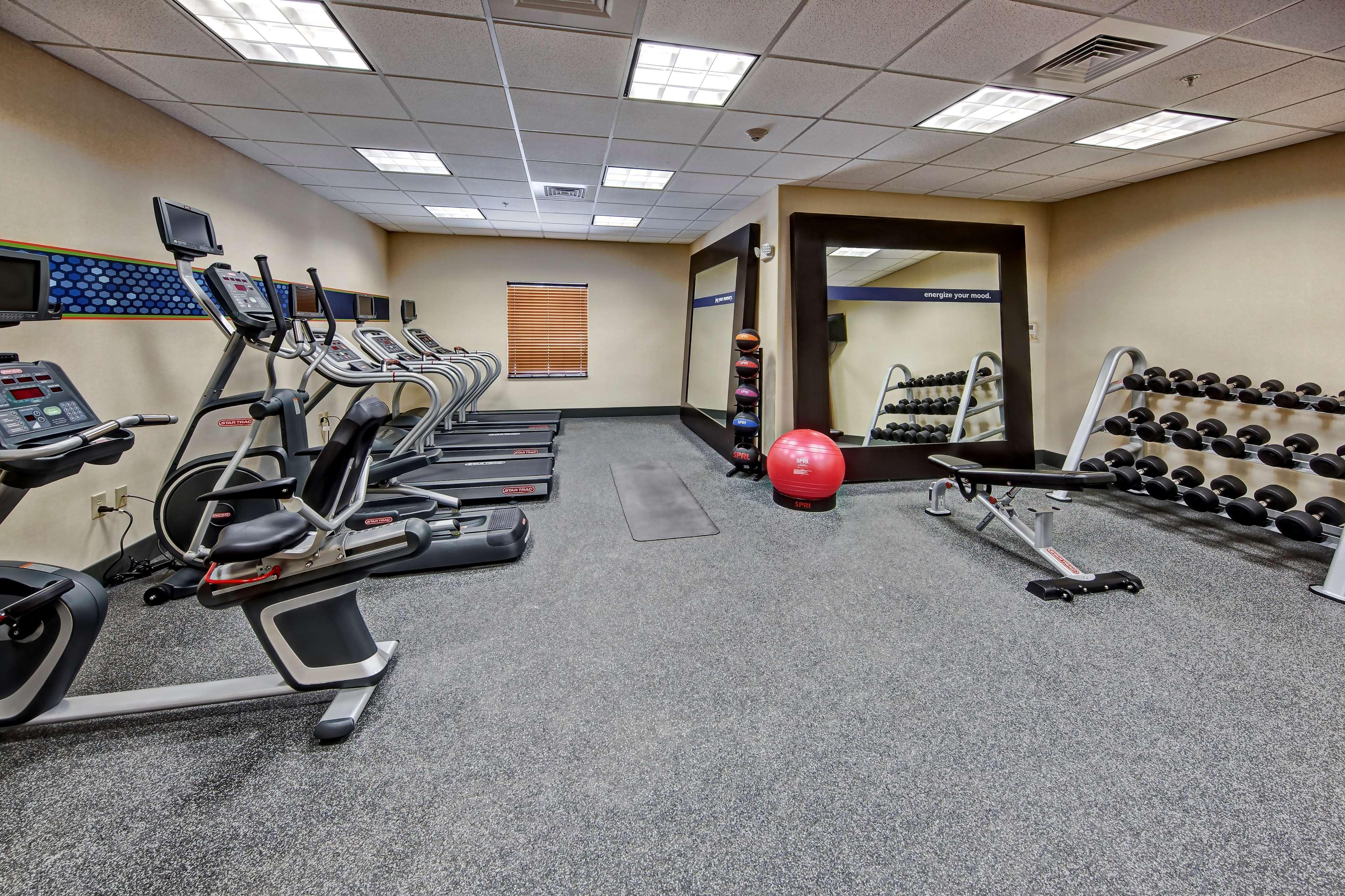 Hampton Inn Indianola Bagian luar foto